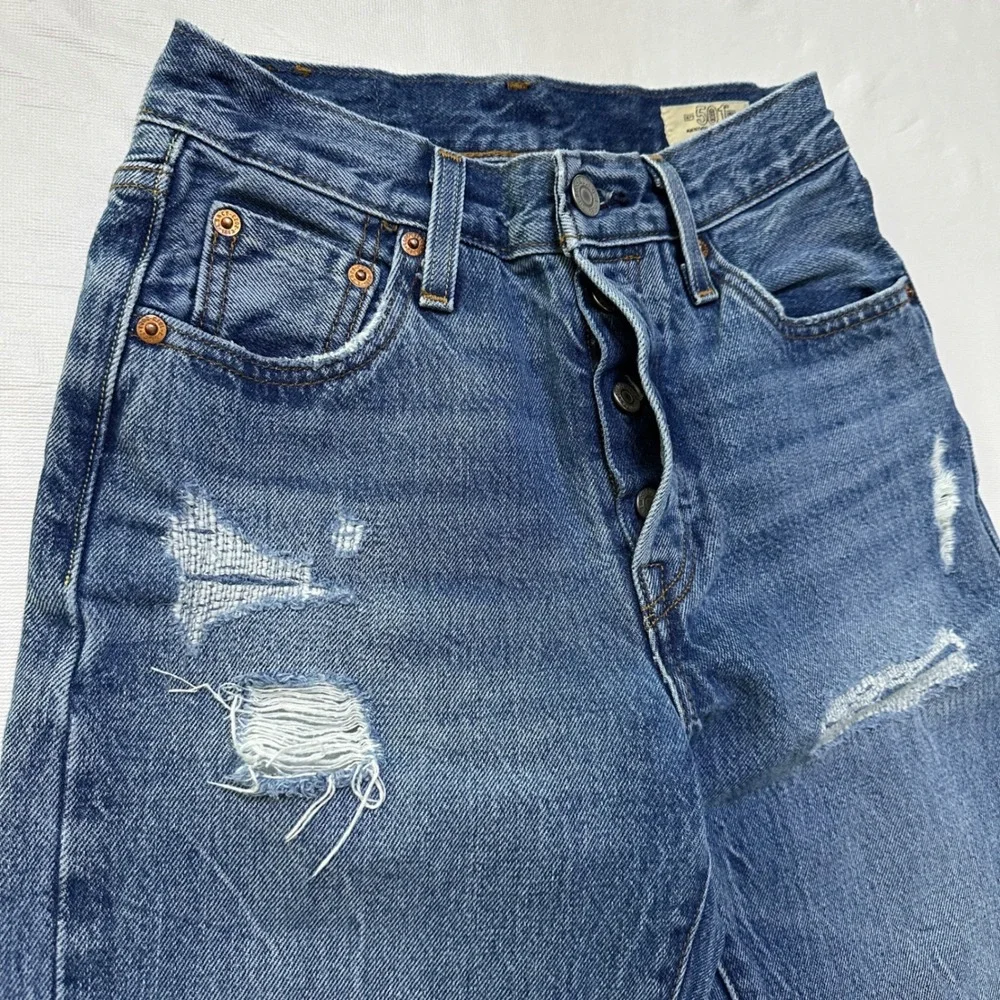 Levi's 501 150th Anniversary Selvedge Jeans Womens 23 x 32 Distressed Button Fly